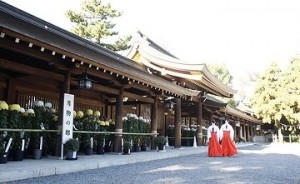 神奈川県高座郡のおすすめパワースポット 寒川神社